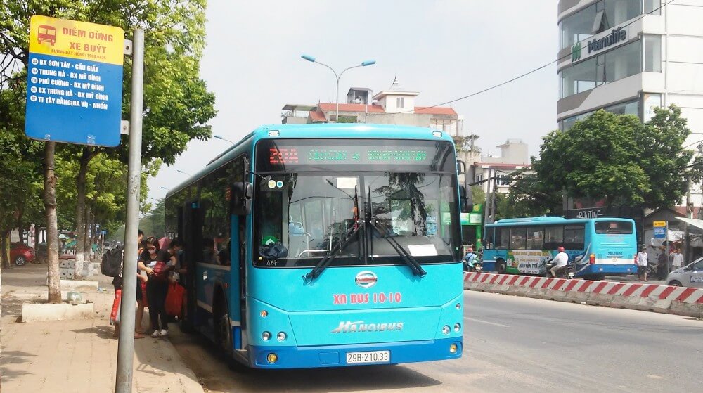 Hệ thống xe buýt tại bến xe Sơn Tây