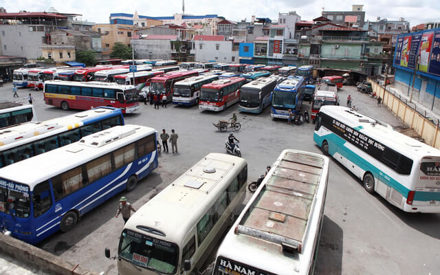 Không gian bến xe Cao Lãnh