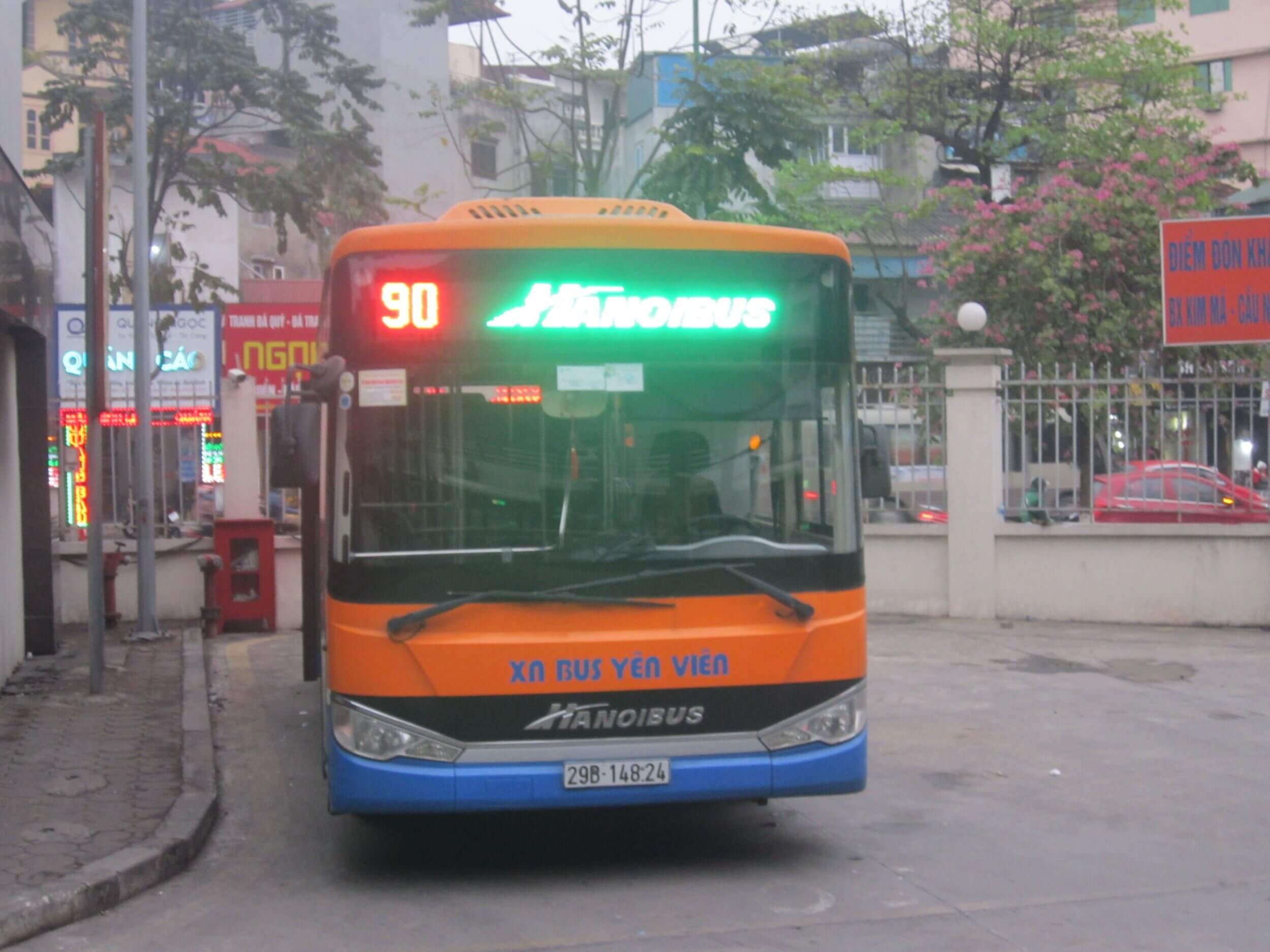 Xe bus số 90 sân bay Nội Bài