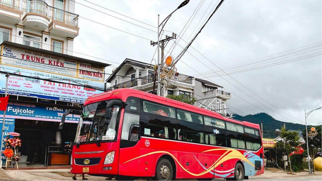 Nhà xe Tài Thắng