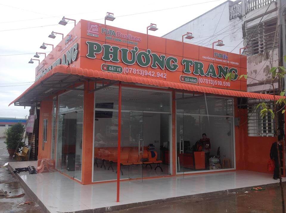 Văn phòng nhà xe Phương Trang Thủ Đức