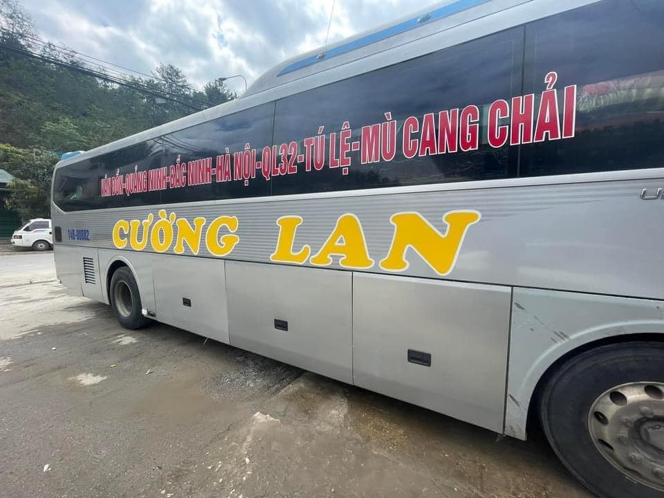 Xe khách Cường Lan