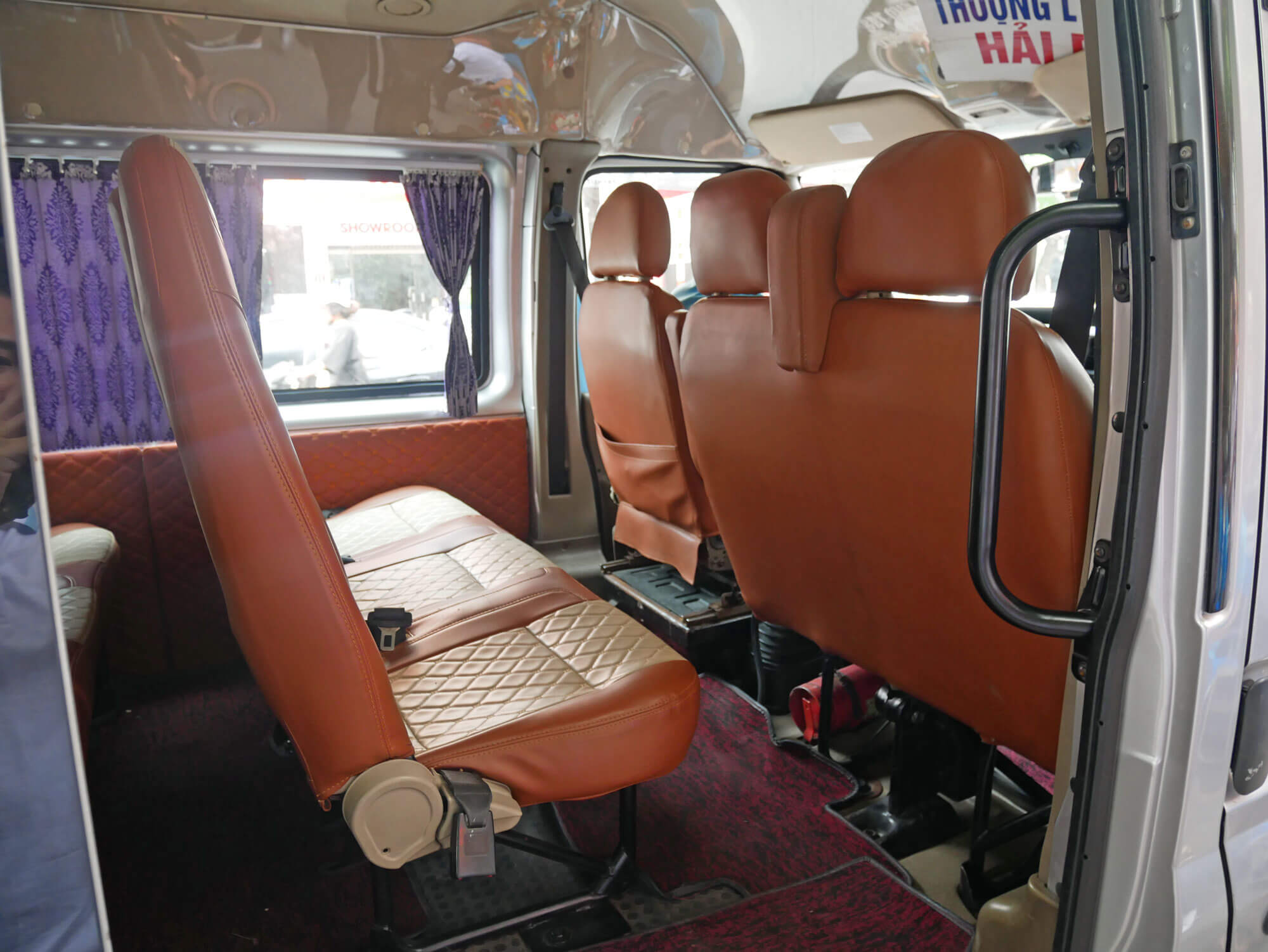 Không gian xe limousine Đoàn Xuân