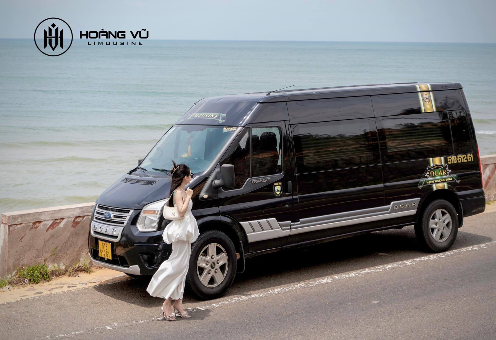 Limousine Hoàng Vũ