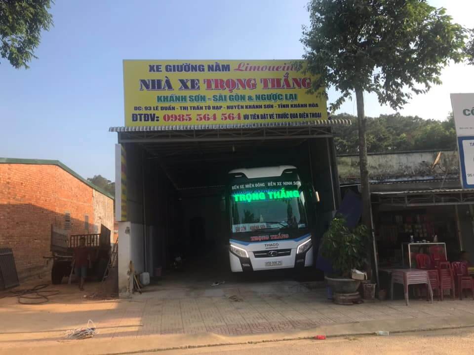 Nhà xe Trọng Thắng