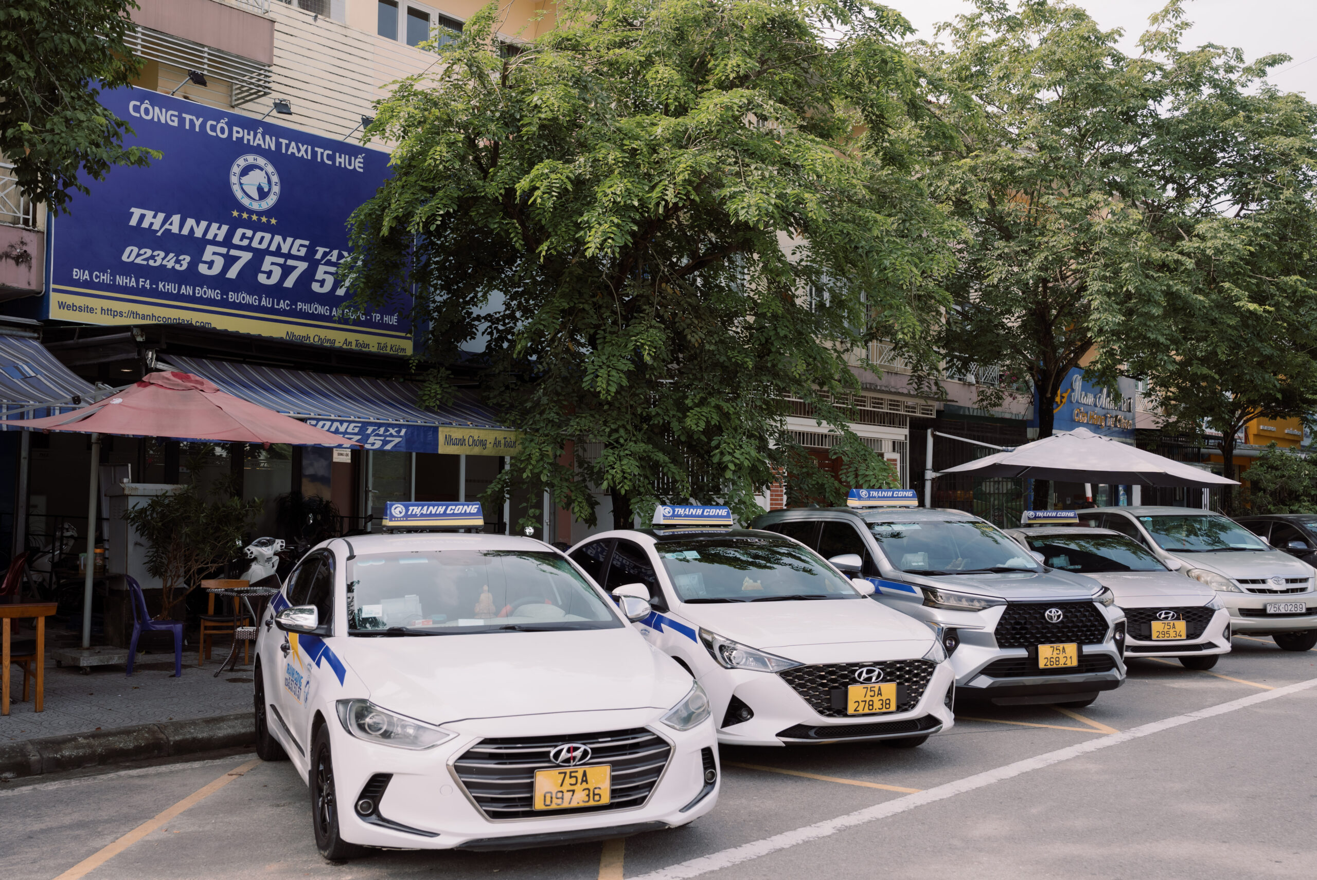 Hệ thống taxi Thành Công