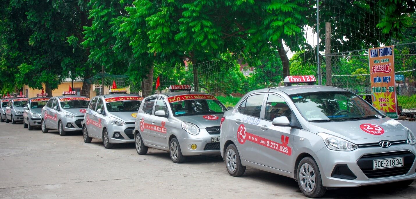 Taxi 123 sẵn sàng phục vụ khách