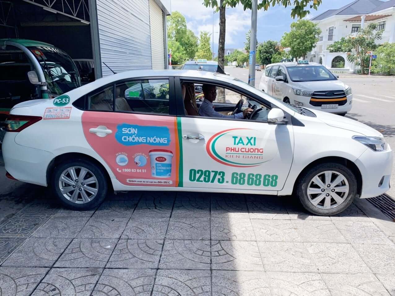 Xe taxi Phú Cường sẵn sàng phục vụ khách