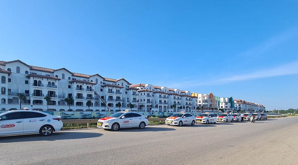 Xe taxi Bắc Trung Nam